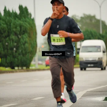 Runner Photo 8495400