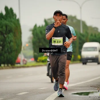 Runner Photo 8495424