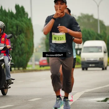 Runner Photo 8495446