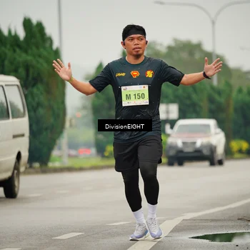 Runner Photo 8495475