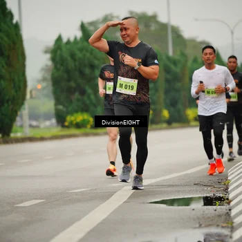 Runner Photo 8495480