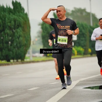 Runner Photo 8495502