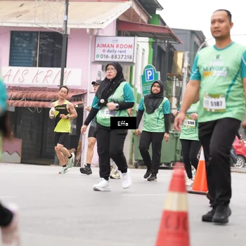 Runner Photo 8495530