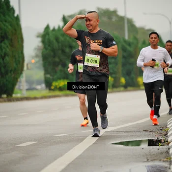 Runner Photo 8495532