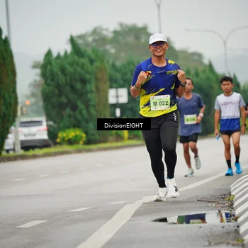 Runner Photo 8495714