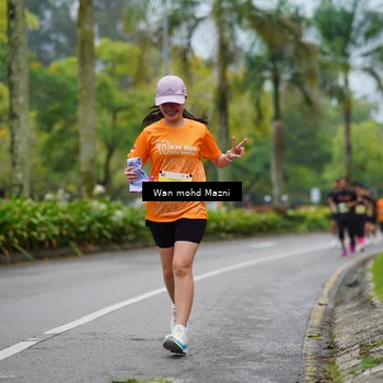 Runner Photo 8495731