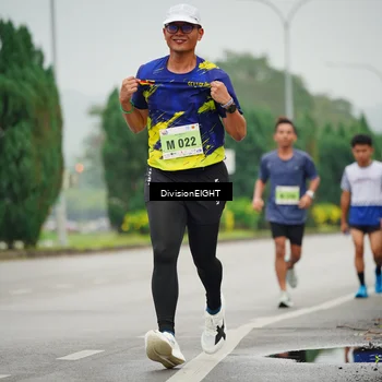 Runner Photo 8495741