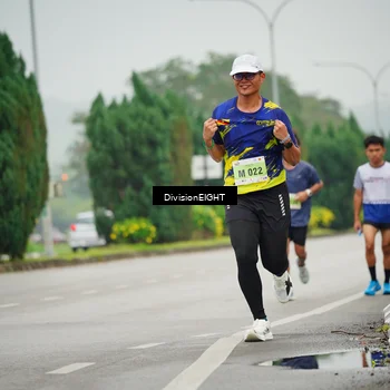 Runner Photo 8495752