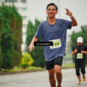 Runner Photo 8495787