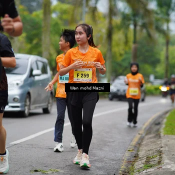 Runner Photo 8495808