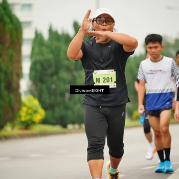 Runner Photo 8495809