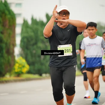 Runner Photo 8495811
