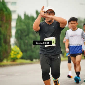 Runner Photo 8495815