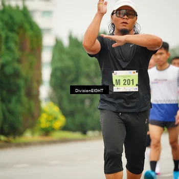 Runner Photo 8495828