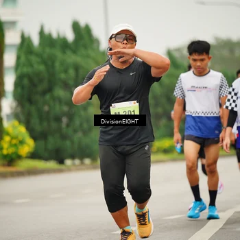 Runner Photo 8495899