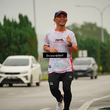 Runner Photo 8495910