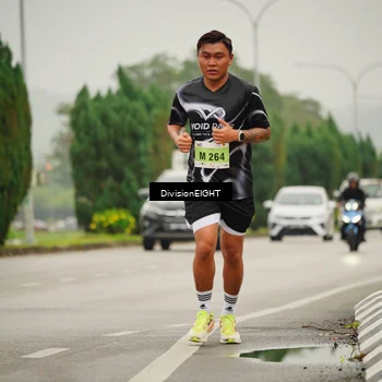 Runner Photo 8495922