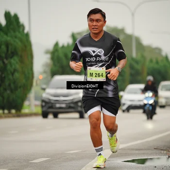 Runner Photo 8495944