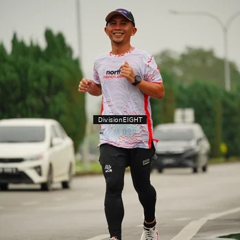 Runner Photo 8496020