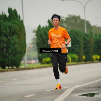 Runner Photo 8496031