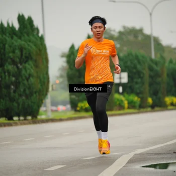 Runner Photo 8496066