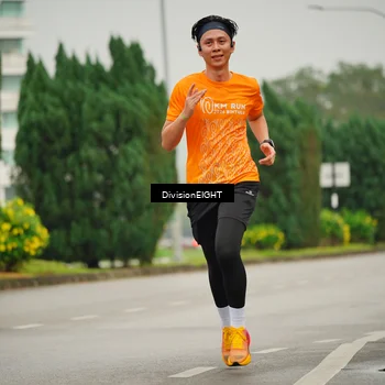 Runner Photo 8496068