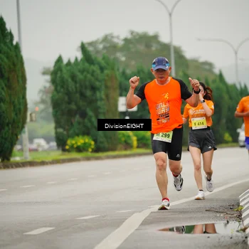 Runner Photo 8496075