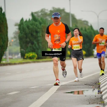 Runner Photo 8496093
