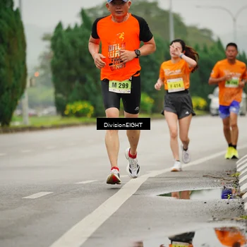 Runner Photo 8496115