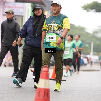 Runner Photo 8496259