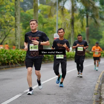 Runner Photo 8496288