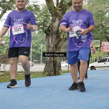 Runner Photo 8496302