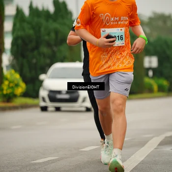 Runner Photo 8496309