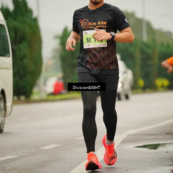 Runner Photo 8496364
