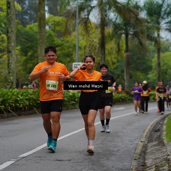 Runner Photo 8496370