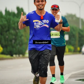 Runner Photo 8496415