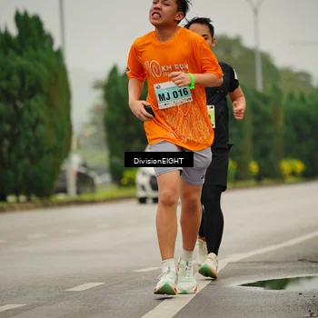 Runner Photo 8496476