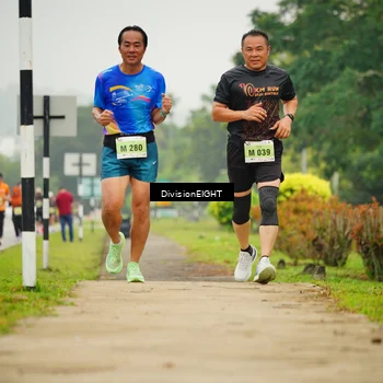 Runner Photo 8496507