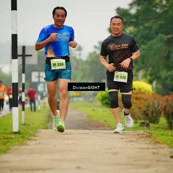 Runner Photo 8496515