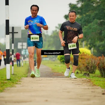 Runner Photo 8496517