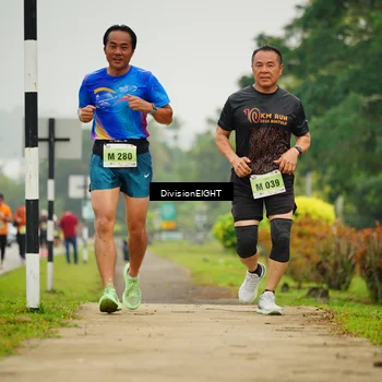 Runner Photo 8496540