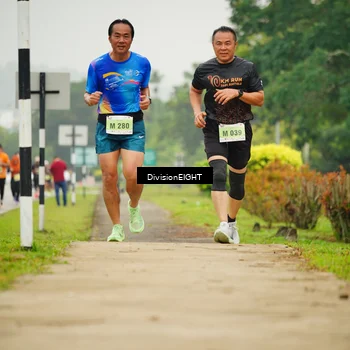 Runner Photo 8496550