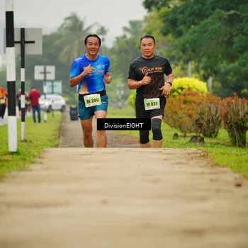 Runner Photo 8496578