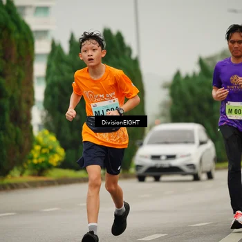 Runner Photo 8496590