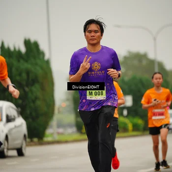 Runner Photo 8496608
