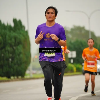 Runner Photo 8496609