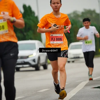 Runner Photo 8496626