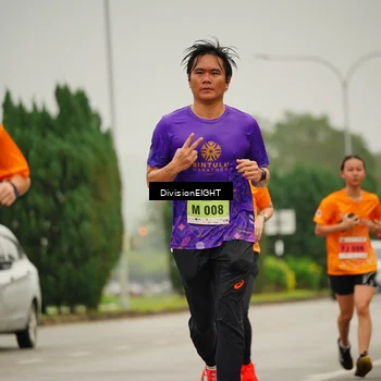 Runner Photo 8496631