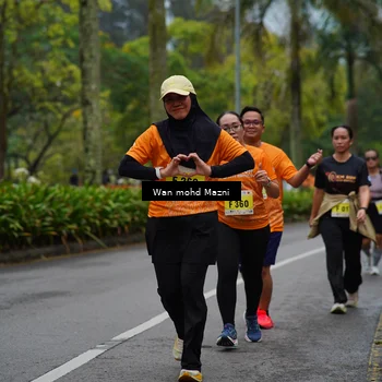 Runner Photo 8496649