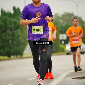 Runner Photo 8496656